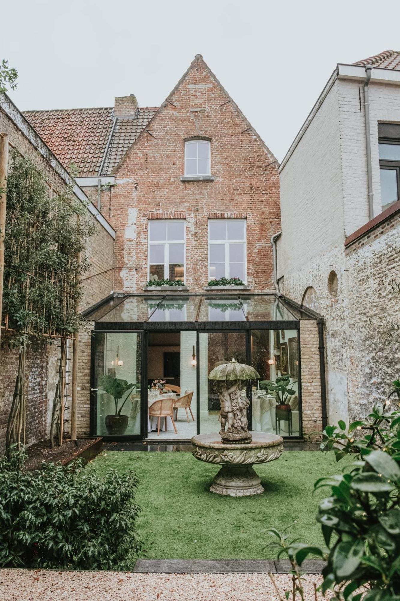 Couette-café The Burgundy - Boutique *