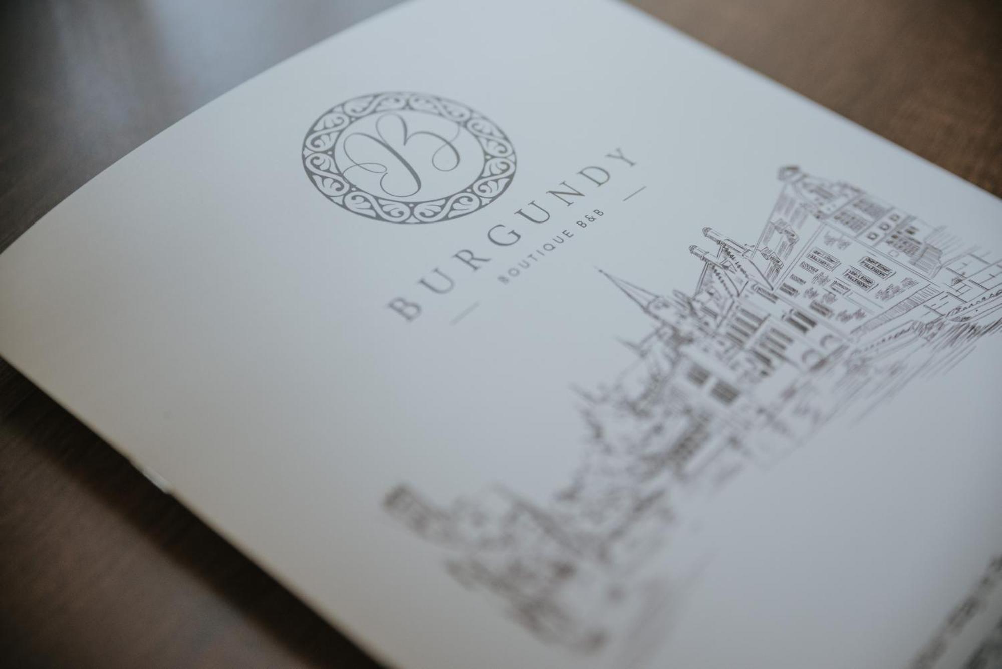 The Burgundy - Boutique Bruges