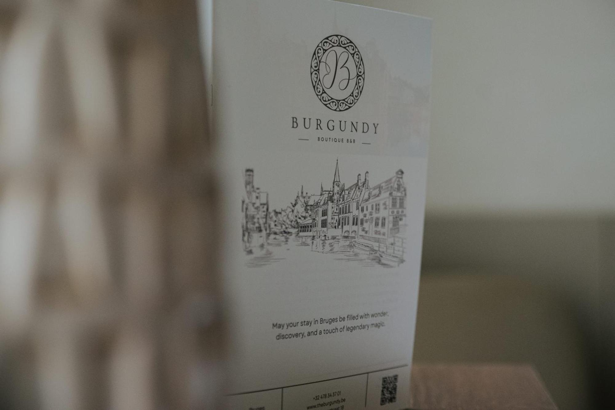 Couette-café The Burgundy - Boutique *